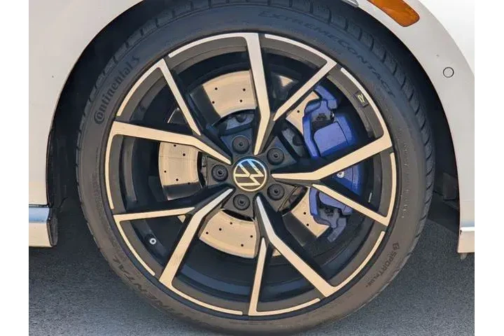 $36495 : Volkswagen Golf R 2022 AWD 4 image 10