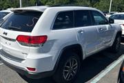 $27997 : PRE-OWNED 2019 JEEP GRAND CHE thumbnail