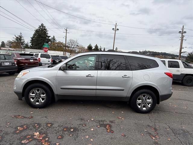 $6995 : 2011 Traverse LS image 8