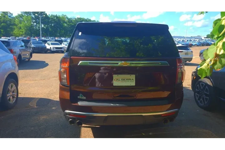 $62500 : Chevrolet Suburban 2023 4x4 image 4