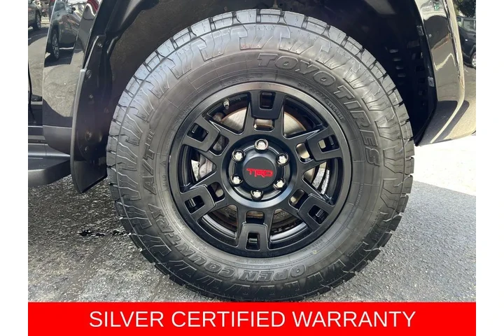 $31888 : Silver Certified2015 4Runner image 9