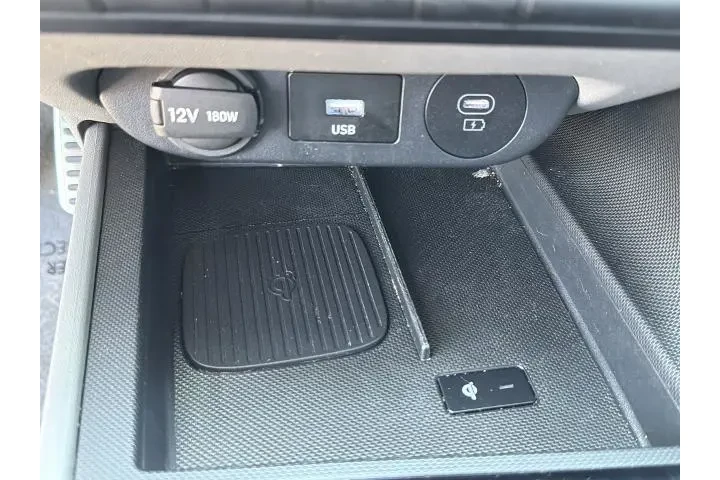 $20401 : Hyundai ELANTRA 2025 SEL Spo image 9