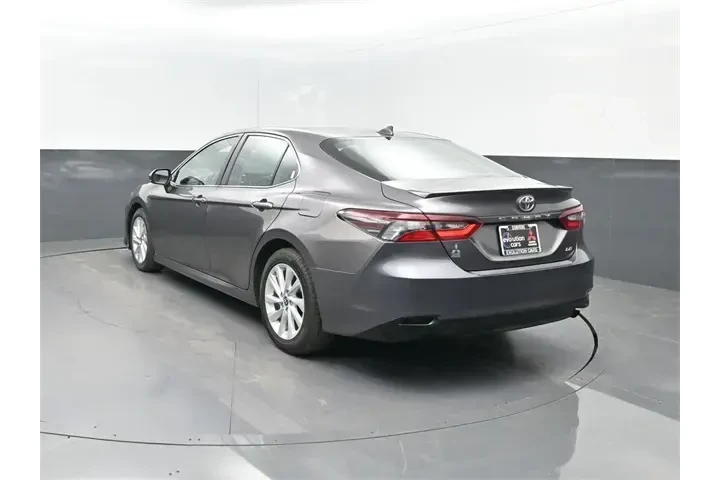 $17331 : Toyota Camry 2023 LE 4dr Sed image 3