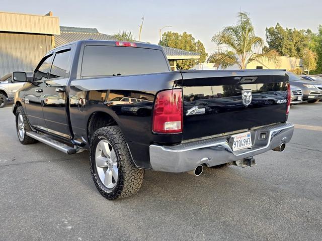 $16500 : 2015 RAM 1500 CREW CAB2015 RA image 7