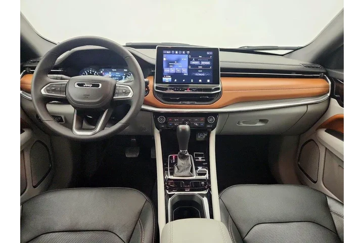 $23998 : Jeep Compass 2023 4x4 Limite image 9