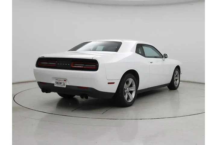 $16998 : Dodge Challenger 2016 SXT 2d image 8