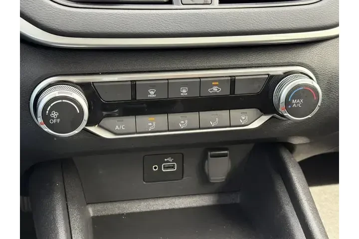 $18300 : Nissan Altima 2023 2.5 S 4dr image 6