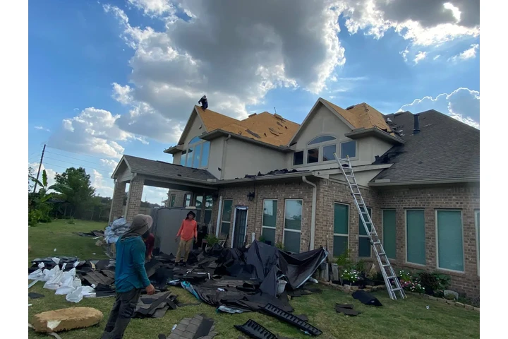 Brios Roofing Construction LLC image 4