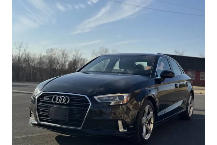 $9999 : 2019 A3 quattro Premium 45 TF image 2
