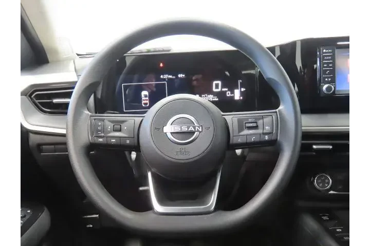 $19995 : Nissan Kicks 2025 S 4dr Cros image 9