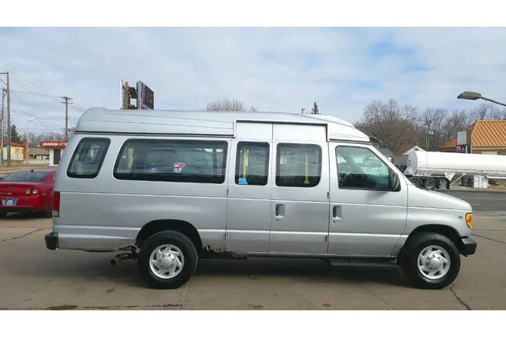 $9999 : 1997 E-350 XL image 4