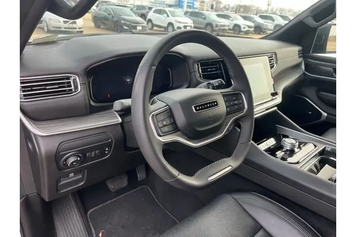 $39989 : Jeep Wagoneer L 2024 4x4 Ser image 10