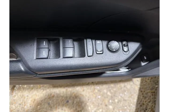 $14114 : Honda Civic 2020 Sport 4dr S image 6