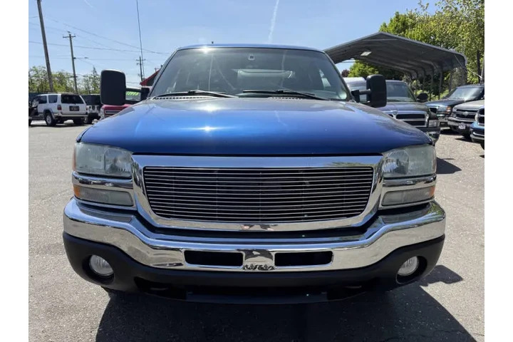 $9995 : 2004 GMC Sierra 1500 SLE image 4