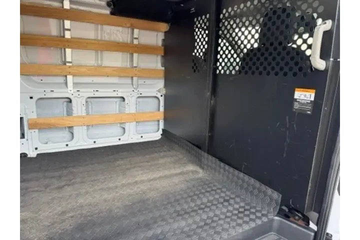 $33988 : Ford Transit 2023 250 3dr SW image 8