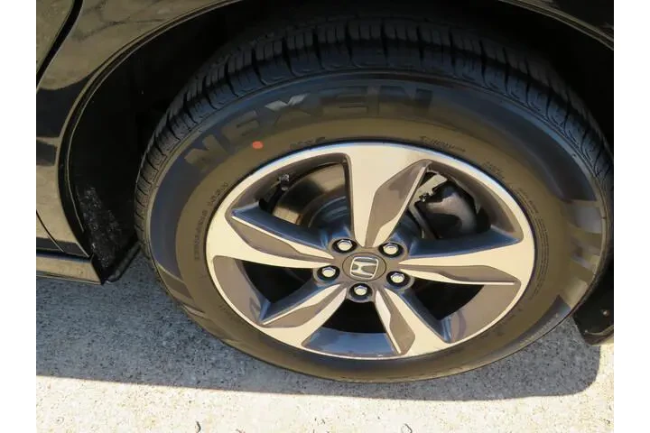 $29691 : Honda Odyssey 2019 Touring 4 image 4