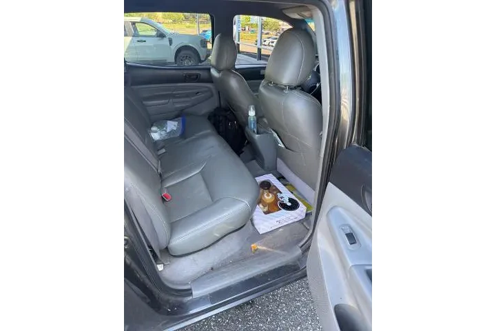 $16500 : Toyota Tacoma 2010 4x4 V6 4d image 9