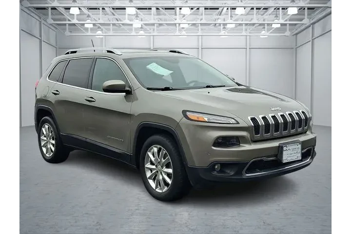 $9999 : Jeep Cherokee 2017 4x4 Limit image 3