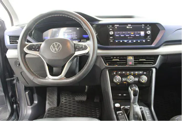 $24992 : Volkswagen Taos 2024 AWD SE image 2