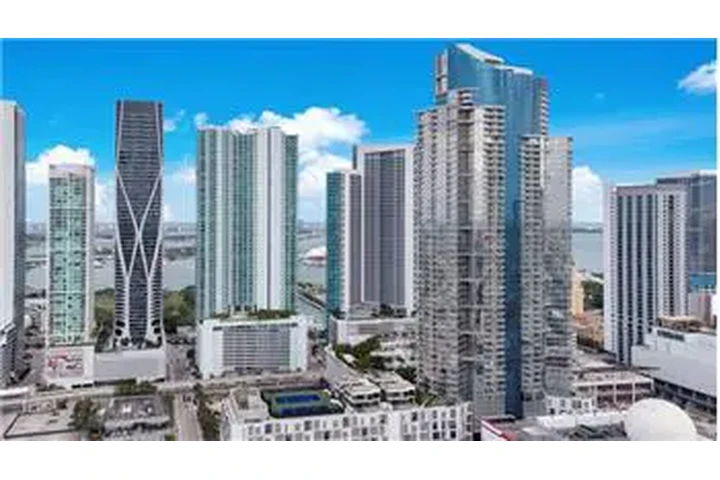 $4500 : Rental property with 1 bedro image 1