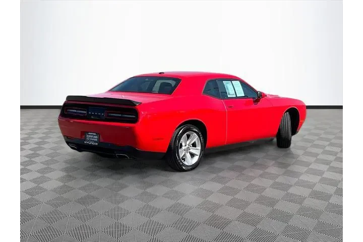 $20900 : Dodge Challenger 2023 SXT 2d image 8
