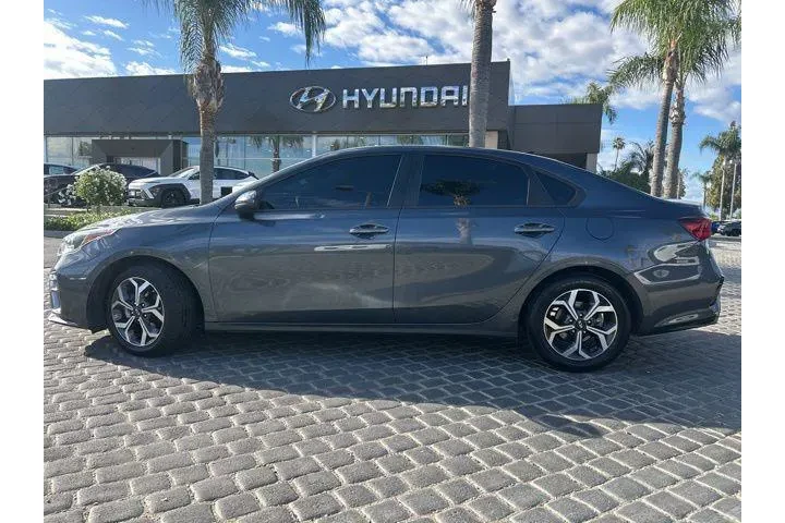 $12995 : Kia Forte 2021 image 6