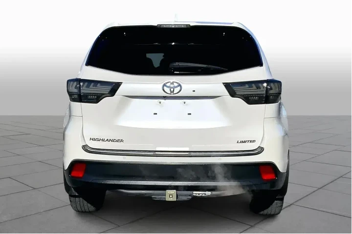 $18353 : Toyota Highlander 2016 Limit image 4