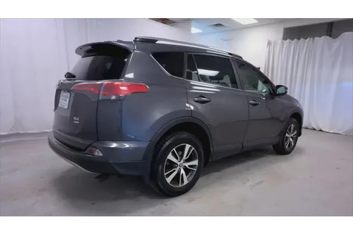 $21495 : Toyota RAV4 2018 AWD XLE 4dr image 8