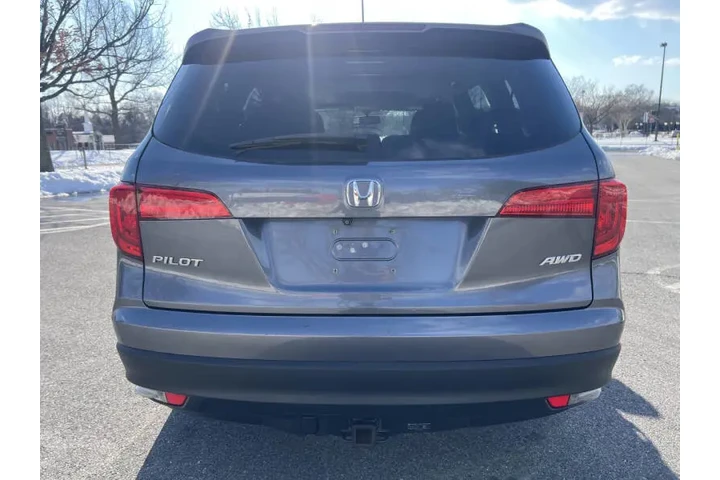 $16500 : 2017 Pilot EX-L image 9