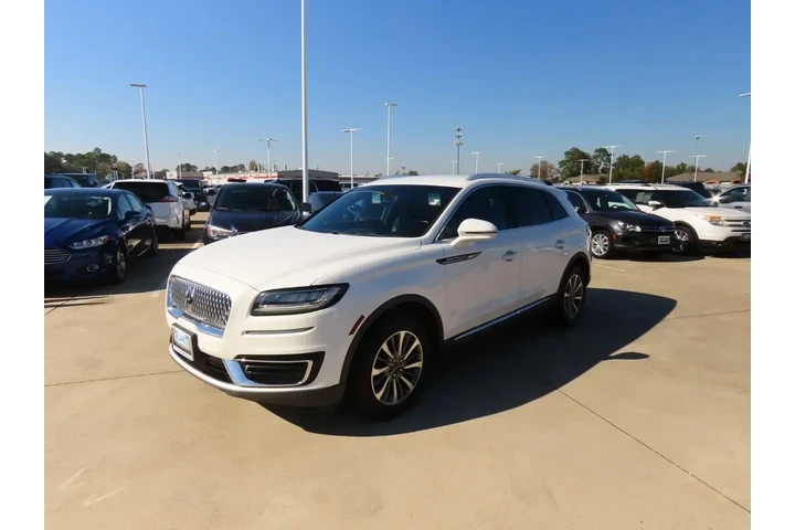 $16999 : Lincoln Nautilus 2020 4dr St image 2