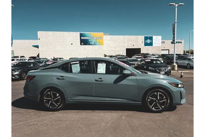 $20997 : Nissan Sentra 2025 SV 4dr Se image 8