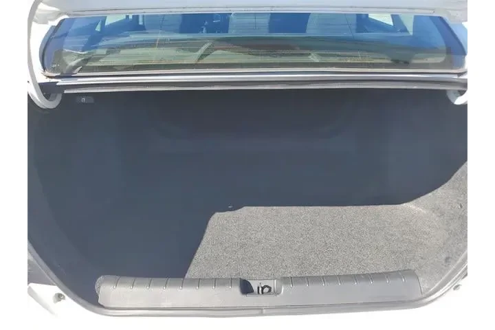 $13987 : Honda Civic 2019 LX 4dr Seda image 9