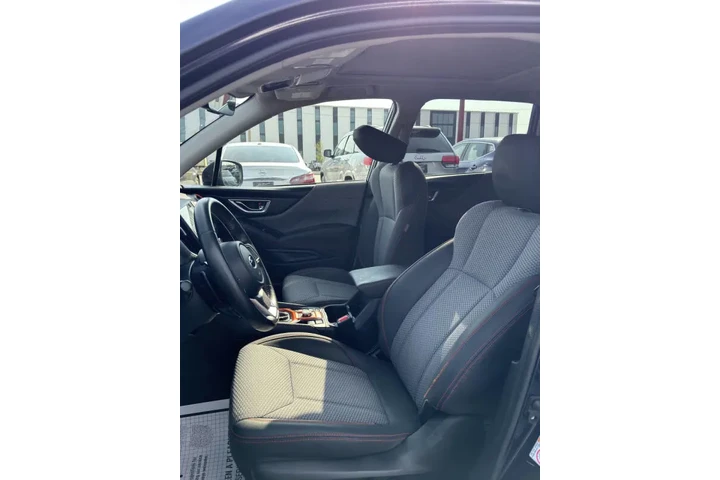 $17950 : 2019 Forester Sport image 9