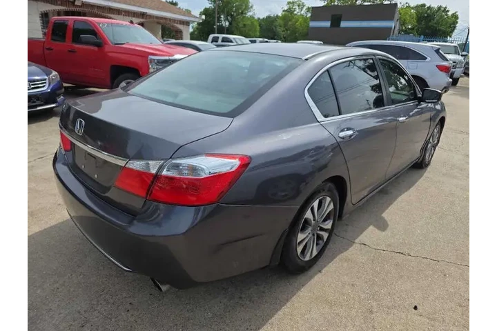 $8000 : 2014 Accord LX image 3