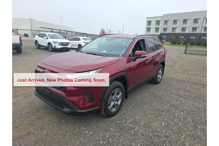 $38900 : Toyota RAV4 Hybrid 2025 AWD image 2