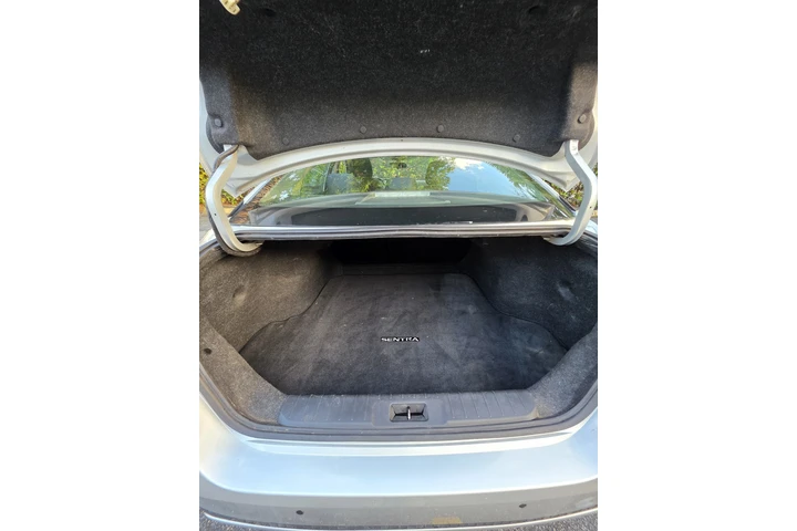 $12900 : Nissan Sentra S image 2