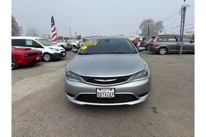 $8999 : 2016 200 Limited image 5