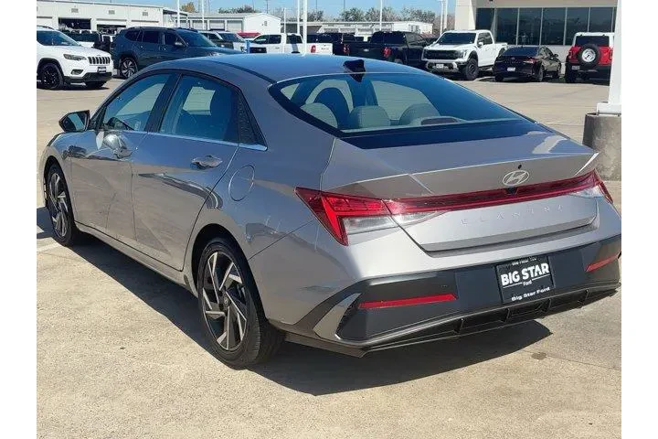 $20699 : Hyundai ELANTRA 2025 SEL Con image 5