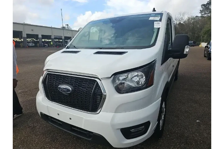 $33490 : Ford Transit 2023 350 XLT 3d image 2