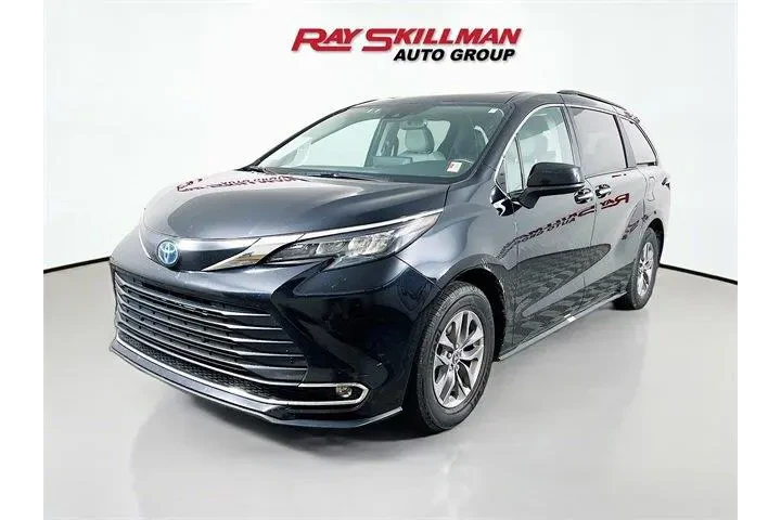 $36975 : Toyota Sienna 2024 XLE 8-Pas image 3