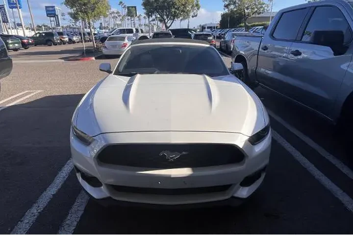 $15995 : Ford Mustang 2017 EcoBoost P image 3
