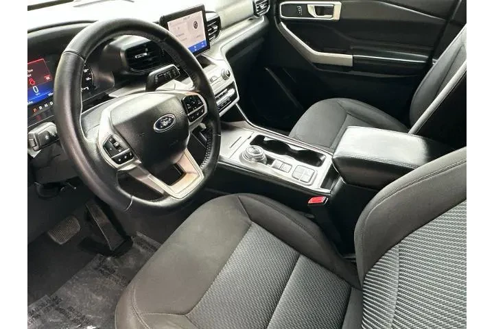 $29990 : Ford Explorer 2022 XLT 4dr S image 10
