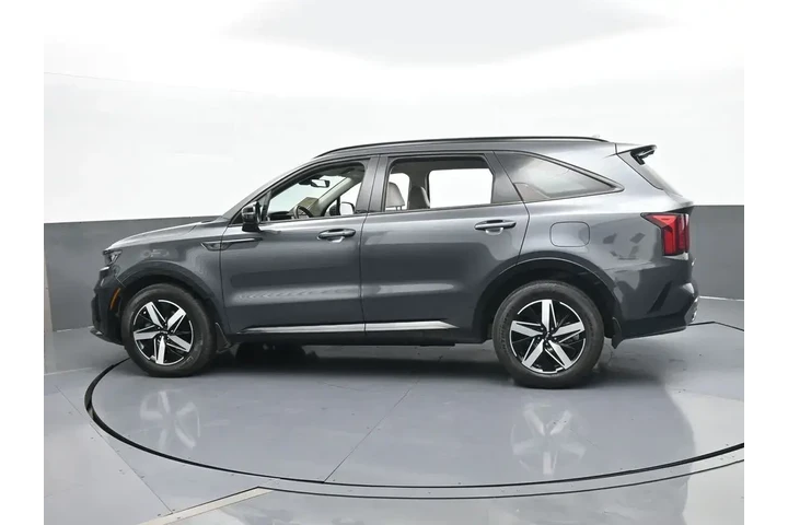 $25991 : Kia Sorento 2023 S 4dr SUV image 3