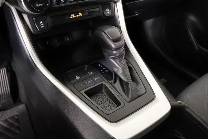 $30535 : Toyota RAV4 2024 XLE 4dr SUV image 7