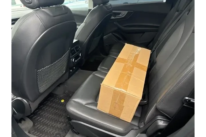 $26077 : Audi Q7 2019 AWD quattro SE image 9