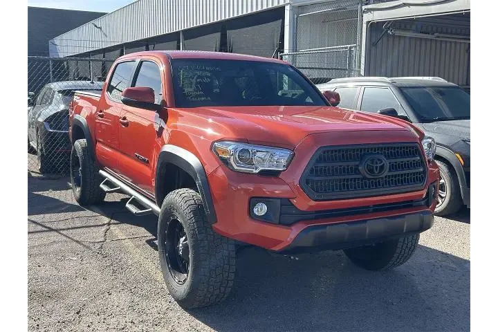 $26997 : Toyota Tacoma 2017 4x2 TRD O image 3