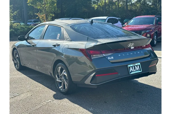 $19820 : Hyundai ELANTRA 2025 SEL Spo image 7