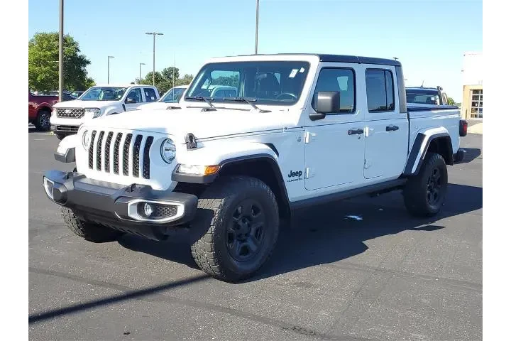 $28500 : Jeep Gladiator 2021 4x4 Spor image 2