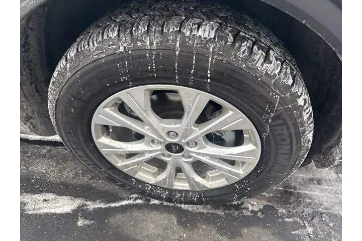 $22381 : Ford Escape 2023 AWD Active image 4