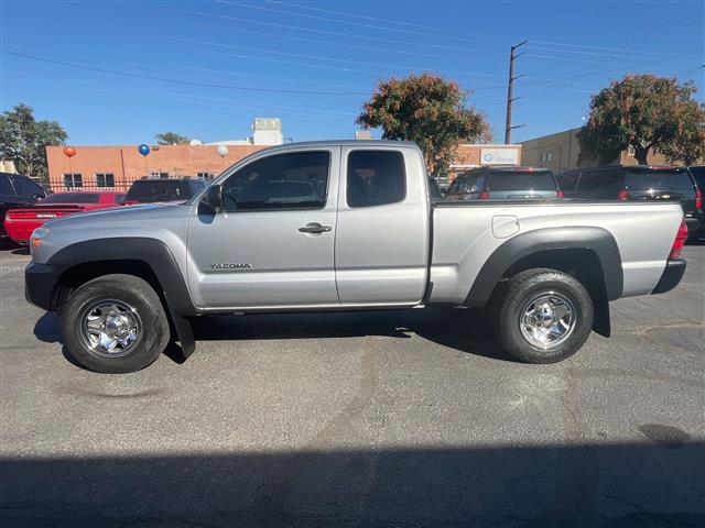 2014 Tacoma Base, CLEAN CARFA image 4